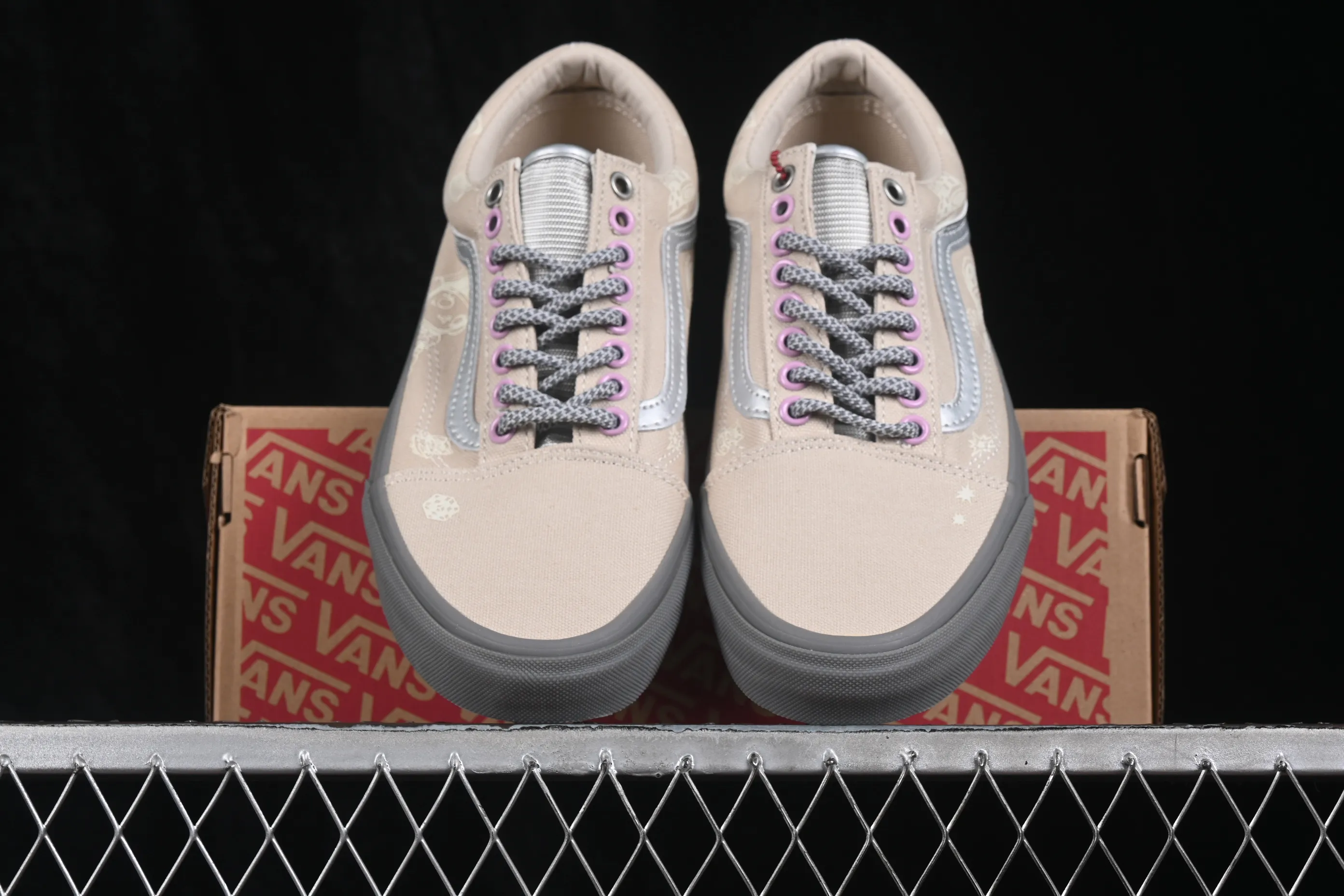 All categories Vans Vans series Vans Low Vans low-top Vans Authentic Vans limited low-top casual skateboard shoes VN000EGAQ3F